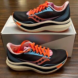 Saucony Women's Black and Pink Athletic Shoes